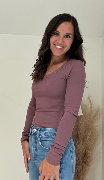 Slim Fit Scoop Neck Micro-Ribbed Long Sleeve Top